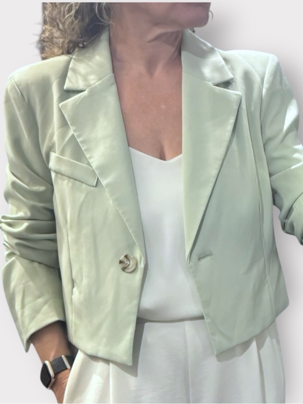 Avec Les Filles Cropped Blazer – Soft Sage Green (Size Small)